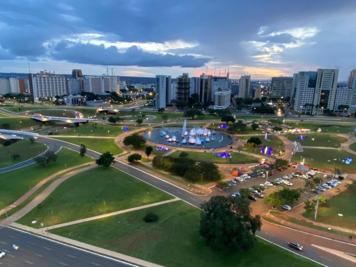 Flat Encantador No 7º Com Vista Pra Torre De Tv Brasília Zewnętrze zdjęcie